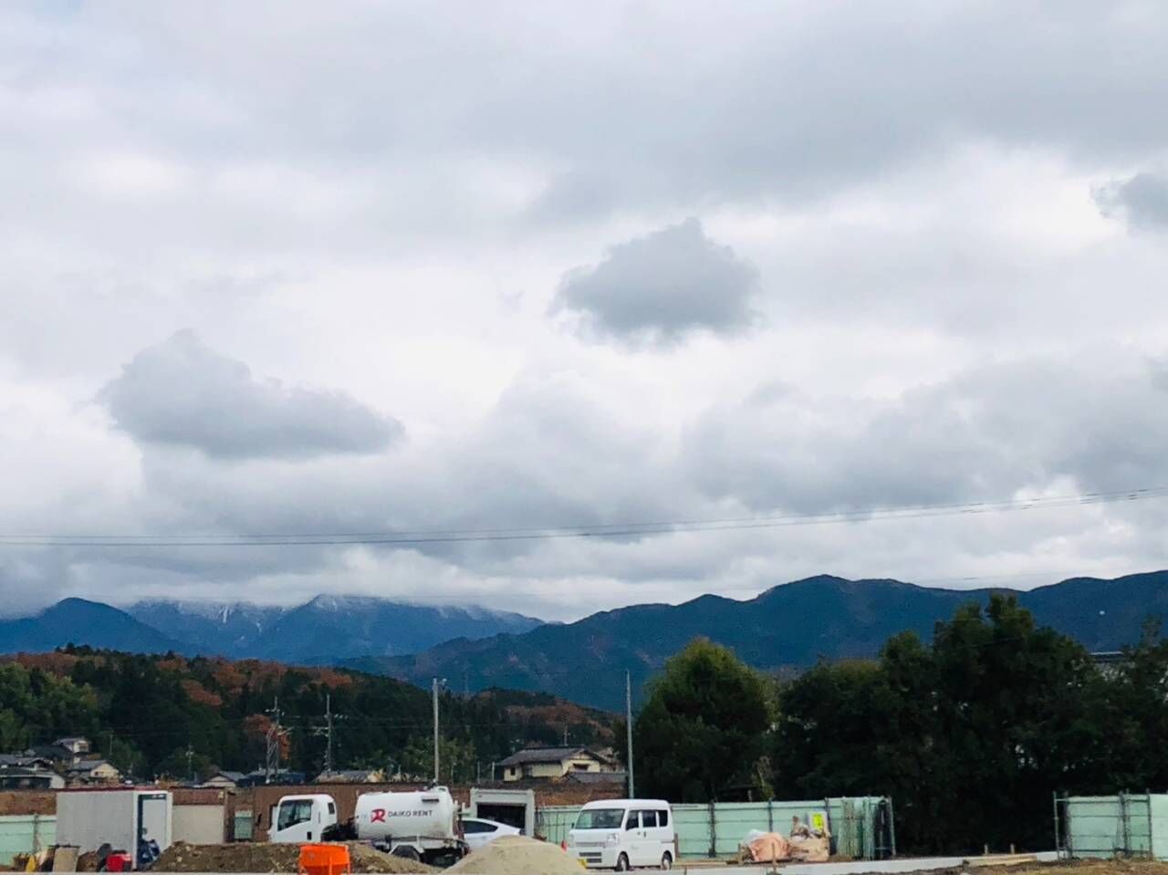 坂本駅周辺の景色も毎日変わっています