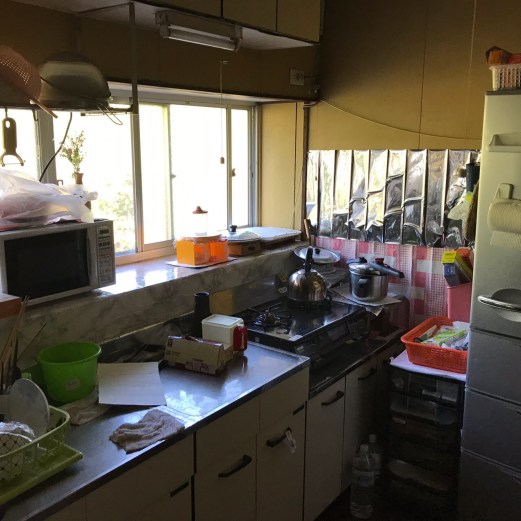 恵那市内キッチン改修が始まりました