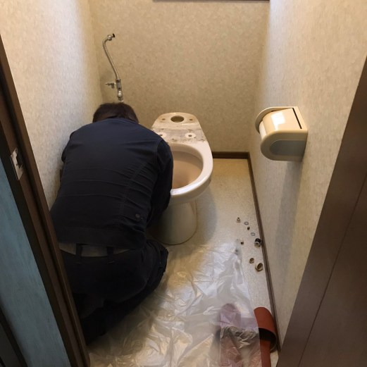 恵那市内　S様邸トイレ交換・水栓交換終了